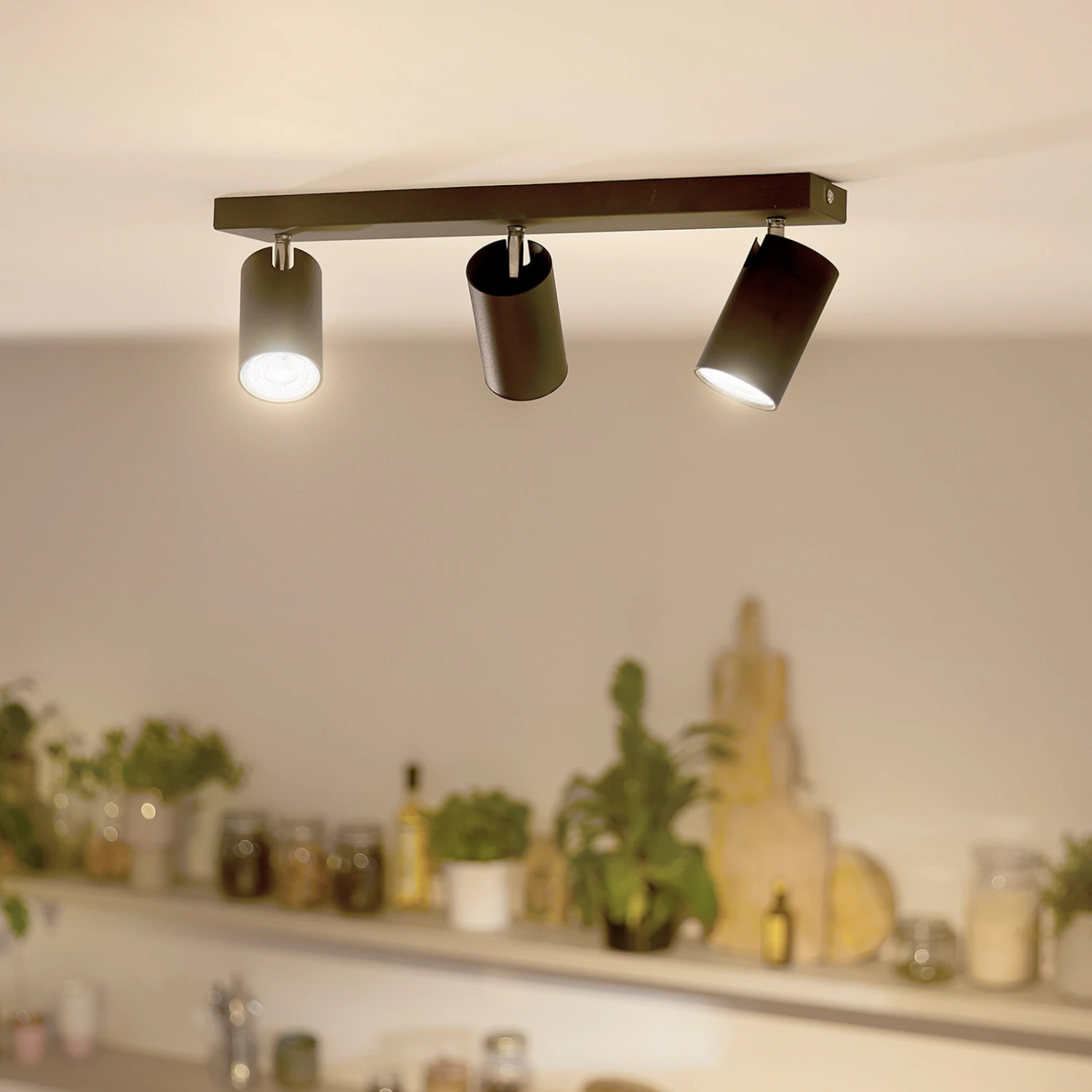 Philips LED-Reflektor GU10 2,4W 380lm 36° 4.000K 6 Philips LED-Reflektor GU10 2,4W 380lm 36° 4.000K – Bild 4