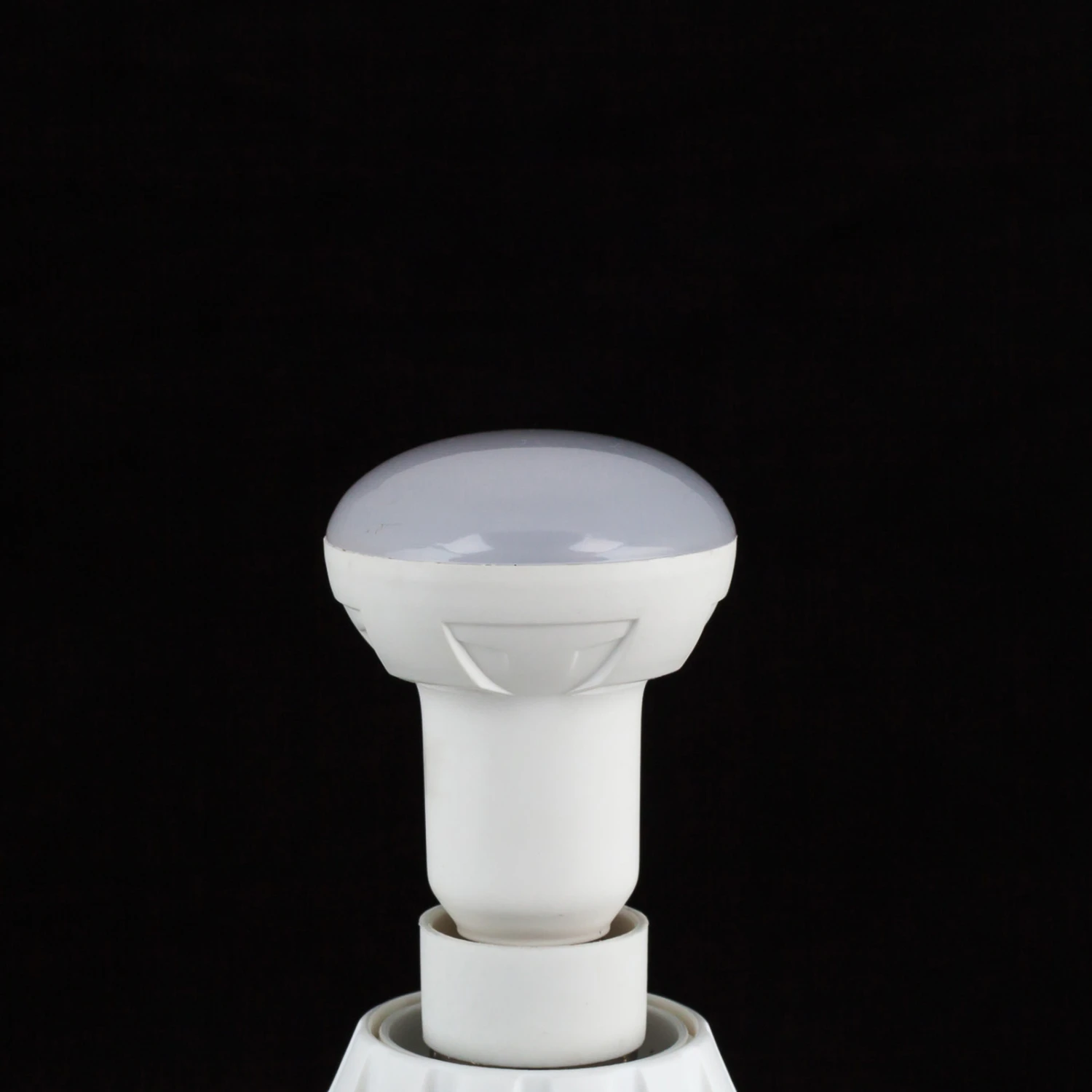 LED-Reflektorlampe R50 E14 4,9W 830 120° 3er-Set 7 LED-Reflektorlampe R50 E14 4,9W 830 120° 3er-Set – Bild 5