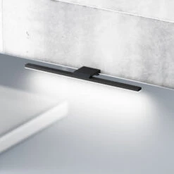 LED-Spiegelleuchte Triga IP44 Schwarz 40cm, 3.000K