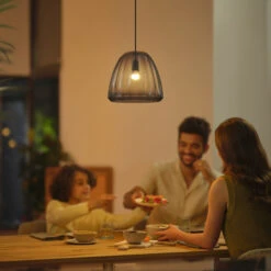 Philips Hue White Ambiance E14 5,1W 470lm 2er-Set -Innenleuchten Store 10015471 6