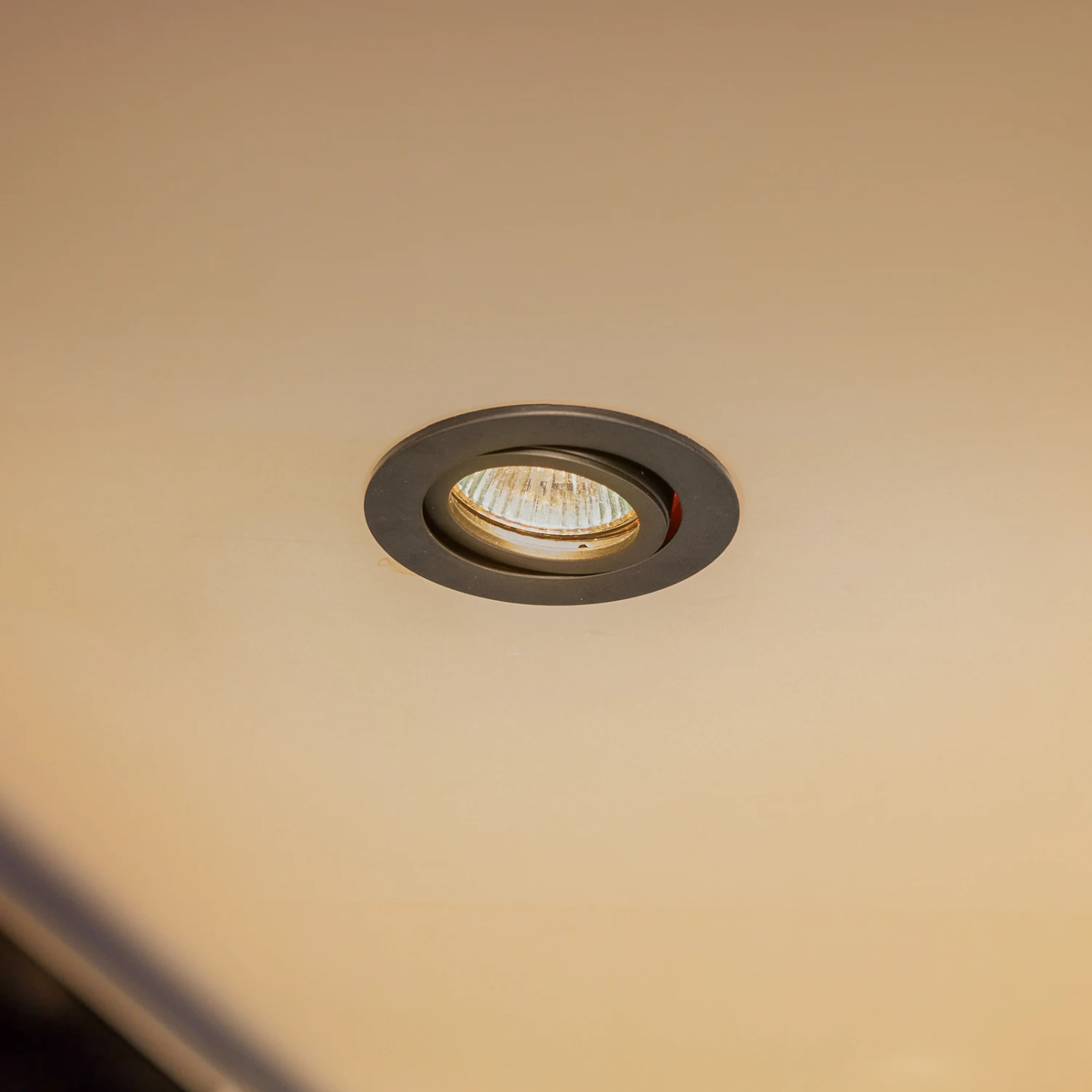 BRUMBERG Loop-R Gehäuse Für Einbaustrahler Schwarz 3 BRUMBERG Loop-R Gehäuse Für Einbaustrahler Schwarz