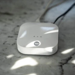 Yale Sync Starter Kit Alarmsystem -Innenleuchten Store 1079011 5