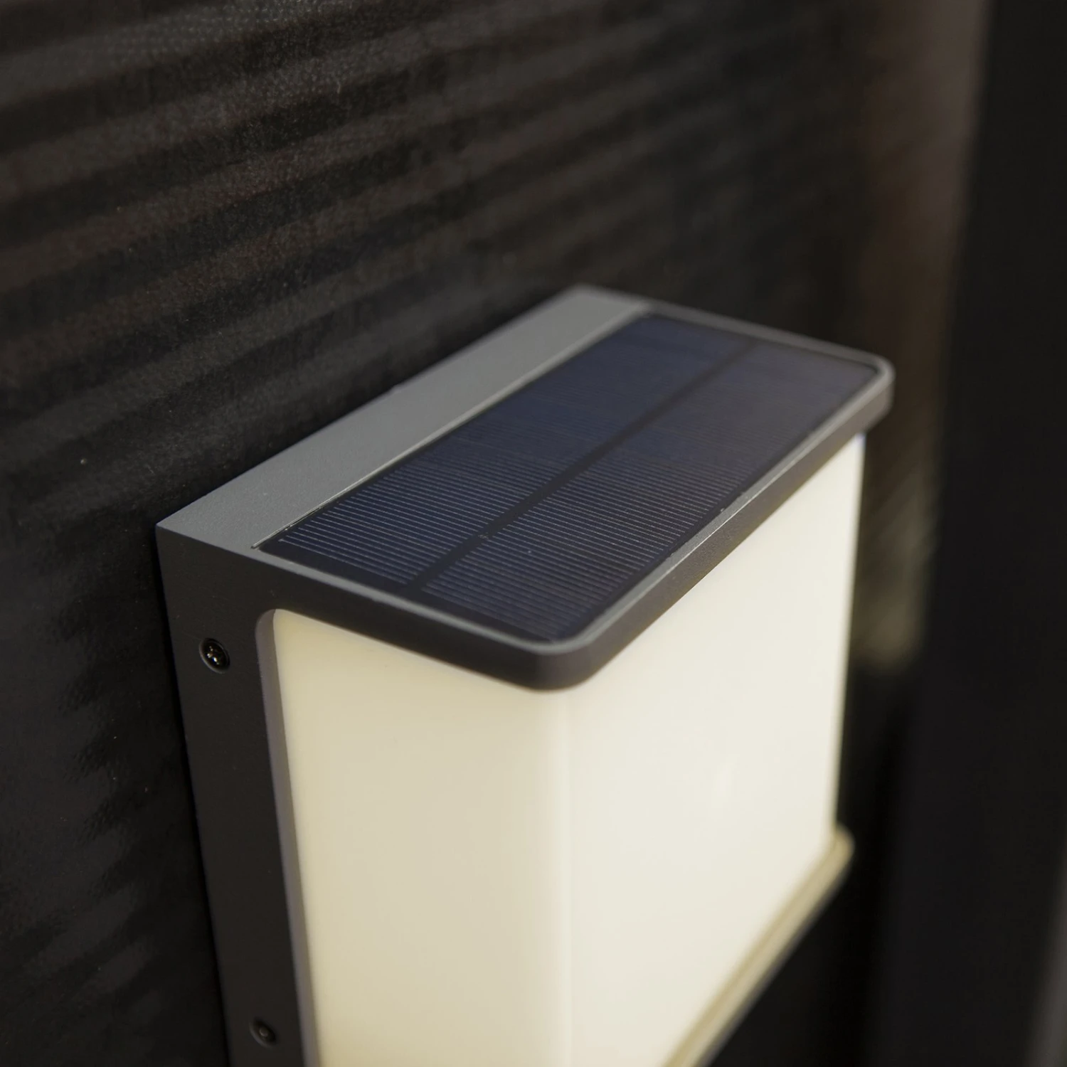 LED-Solarwandleuchte Doblo Mit Sensor, Breite 15cm 5 LED-Solarwandleuchte Doblo Mit Sensor, Breite 15cm – Bild 3