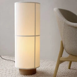 Audo Hashira Stehleuchte Mit Dimmer, Weiß 13 Audo Hashira Stehleuchte Mit Dimmer, Weiß -Innenleuchten Store 6731101 2