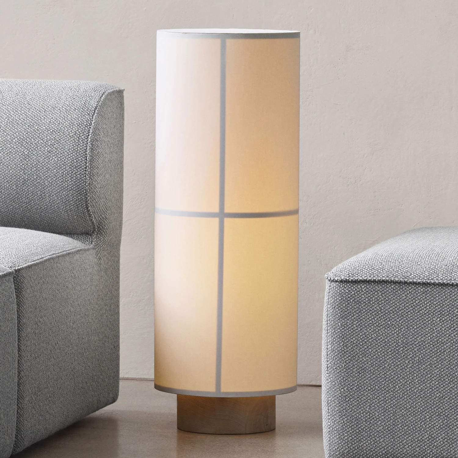 Audo Hashira Stehleuchte Mit Dimmer, Weiß 3 Audo Hashira Stehleuchte Mit Dimmer, Weiß