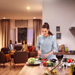 Philips Hue White 9W E27 LED-Lampe, 2er-Set -Innenleuchten Store 7534129 4