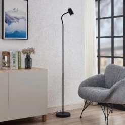 Lindby Ovirama Stehleuchte Aus Eisen, Schwarz -Innenleuchten Store 8032655 1