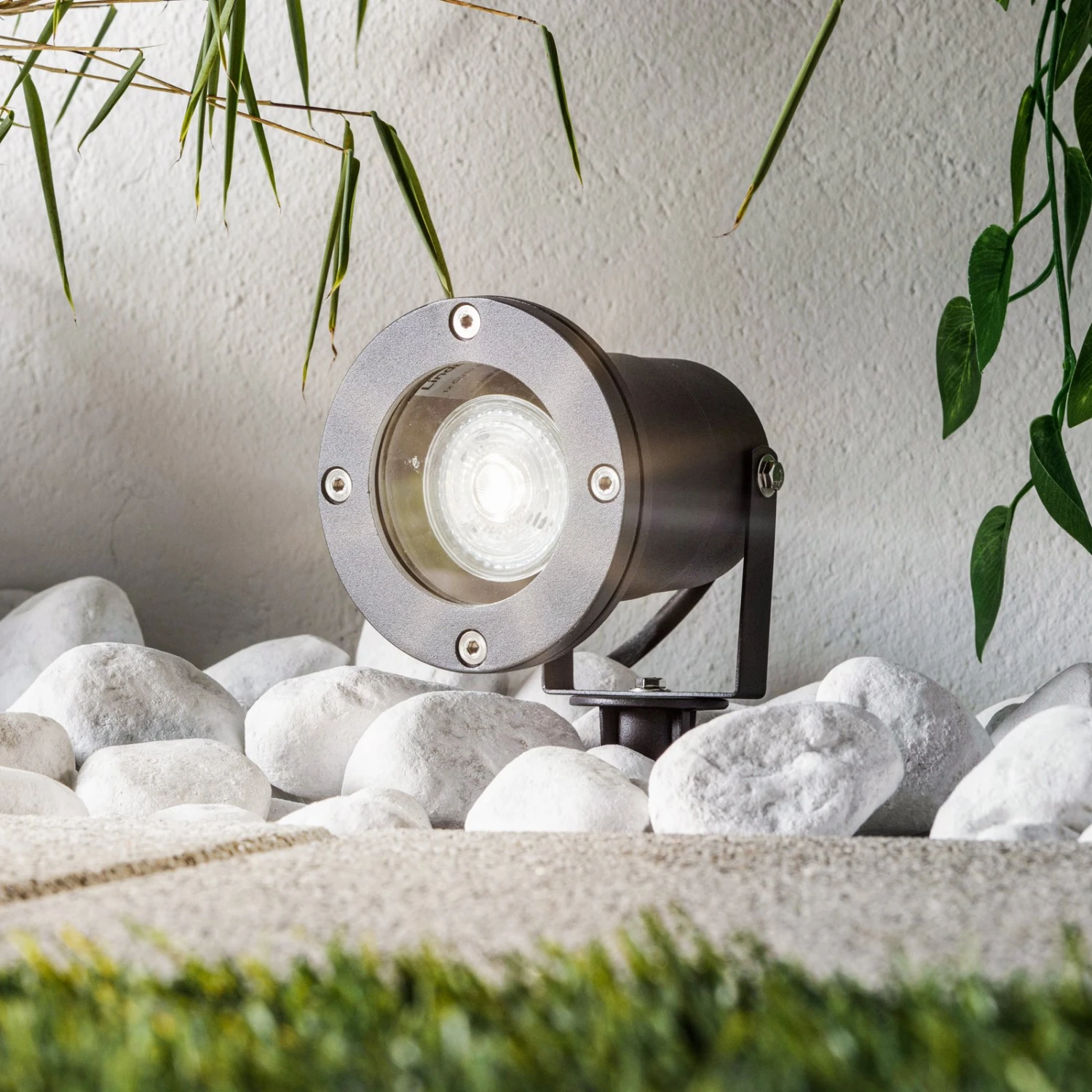 Tessa - Außenstrahler Mit Erdspieß In Grau 3 Tessa - Außenstrahler Mit Erdspieß In Grau