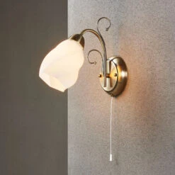 Romantisch Anmutende Wandlampe Amedea