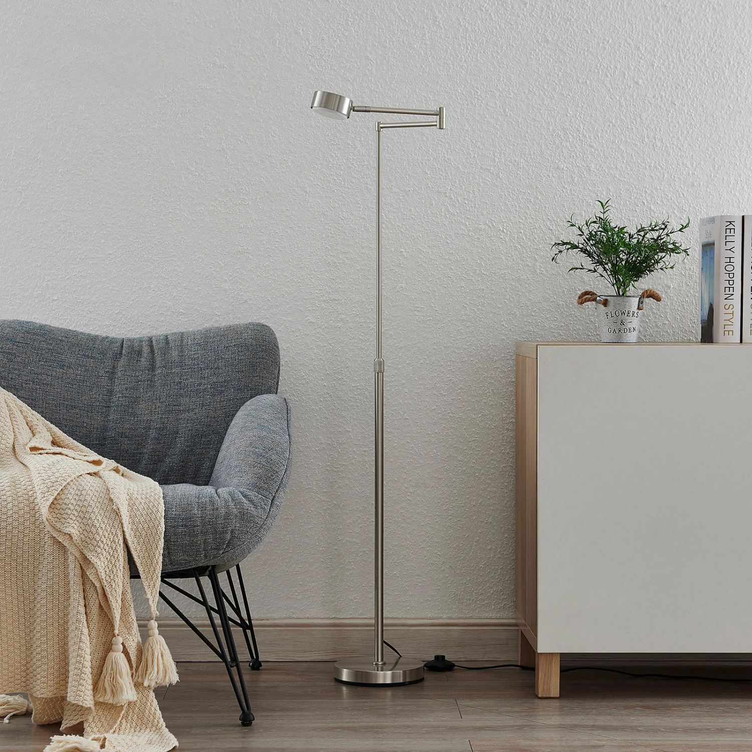 Lindby Kaylou Stehlampe, Verstellbar, Nickel 4 Lindby Kaylou Stehlampe, Verstellbar, Nickel – Bild 2