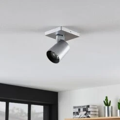 Arcchio Iavo Strahler, Eckig, Alu, 1-fl. 13 Arcchio Iavo Strahler, Eckig, Alu, 1-fl. -Innenleuchten Store 9928006 2