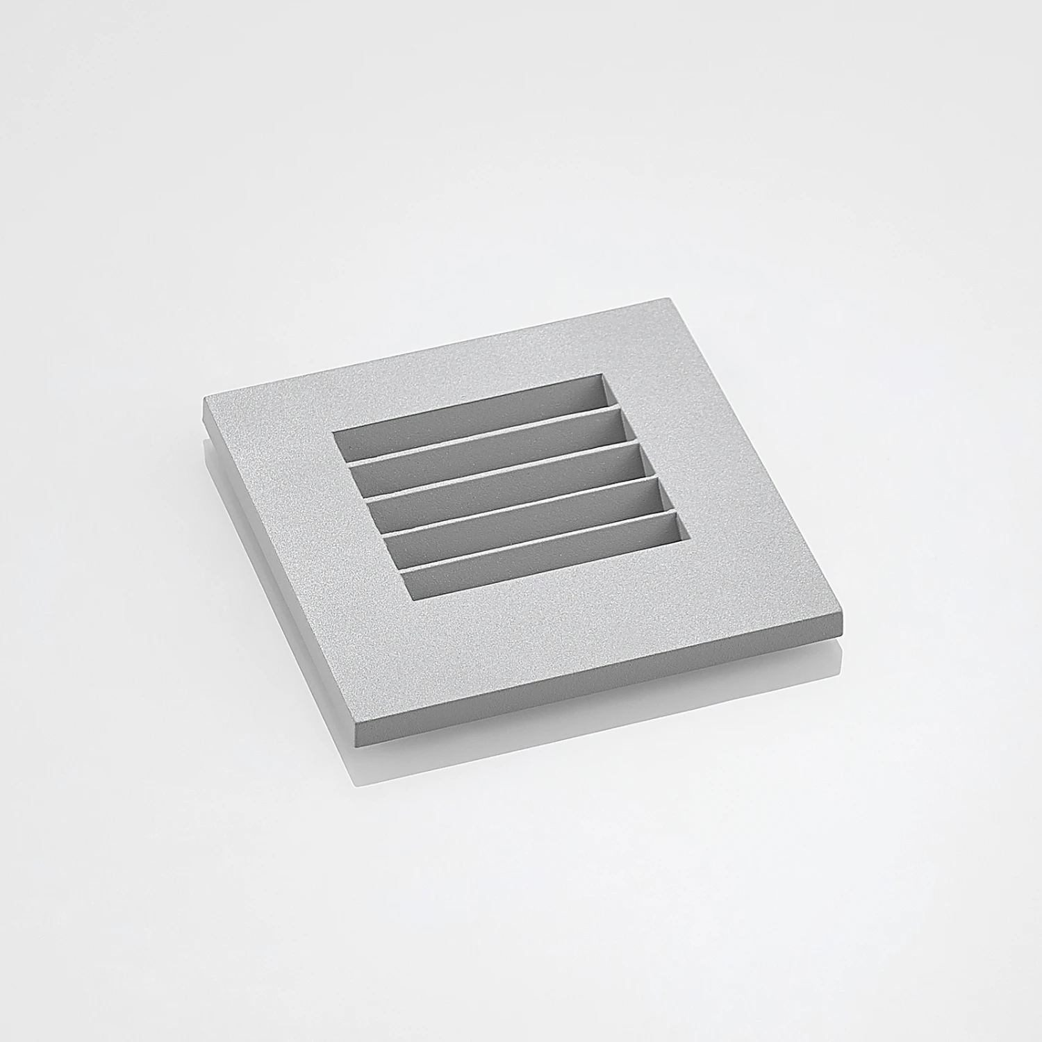 Arcchio Makio Wandeinbauleuchte, Silber, G9, IP65 7 Arcchio Makio Wandeinbauleuchte, Silber, G9, IP65 – Bild 5